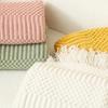Atmungsaktive nordische Strickdecke Hautfreundliche Nickerchen-Decke Universelle Sofa-Karodecke Hotel