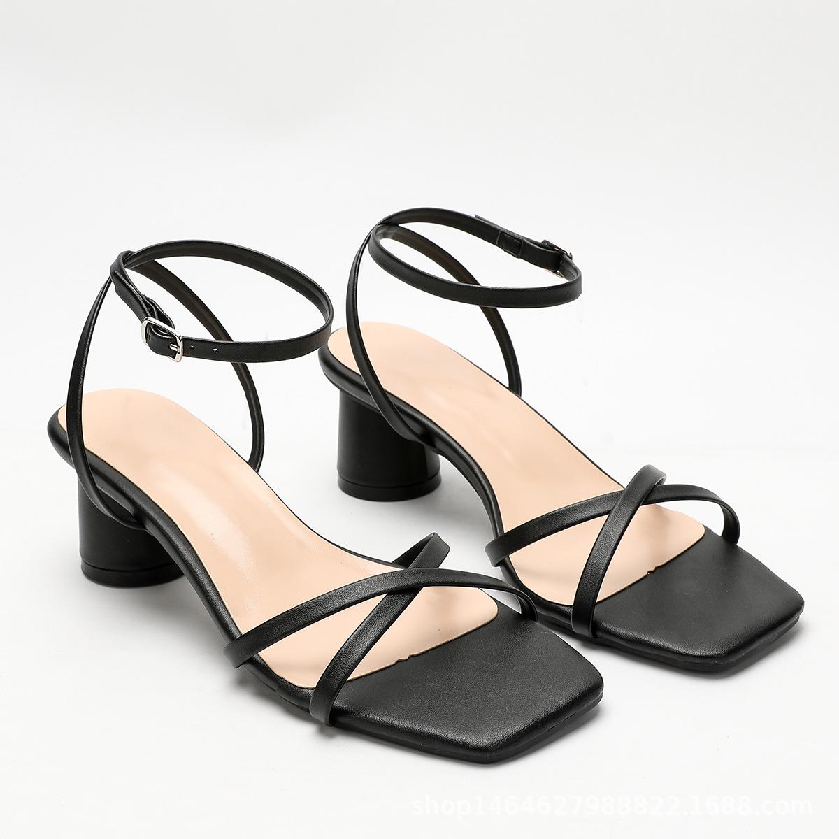 

Летние новые простые сандалии с квадратным носком, сексуальным ремешком, для вечеринок, универсальные, с открытым носком 36 чёрный