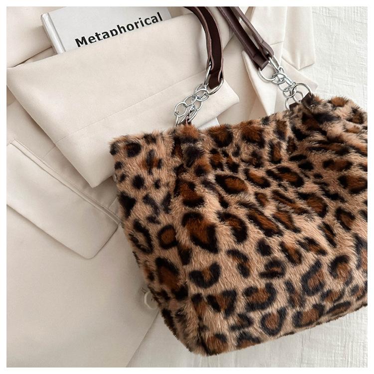 Leopard Print Plush Faux Fur Tote Bag Trendy Chain Strap Shoulder Handbag Casual Chic Design for Women