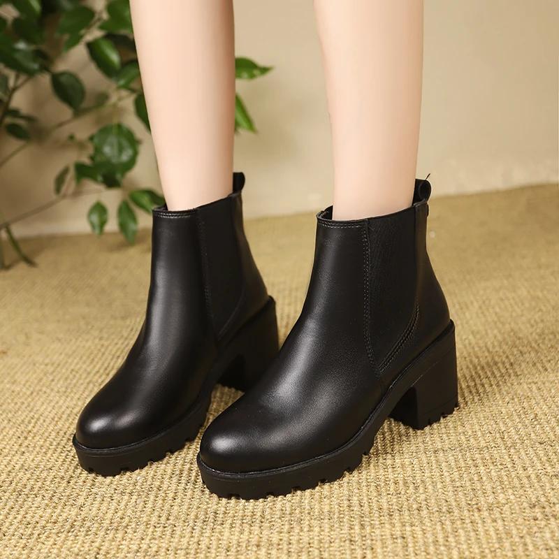 2024 Winter High Quality Women's Boots Round Toe Fashion Solid Color Short Tube Large Size Medium Heel Women's Fashion Boots