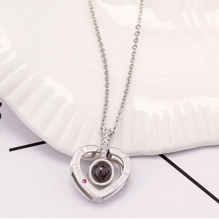 "I Love You" Projection Necklace with 100 Languages Heart Pendant Clavicle Chain
