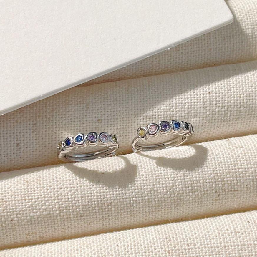Love, personality, fashion, heart-shaped earrings, small and elegant, delicate earrings for women