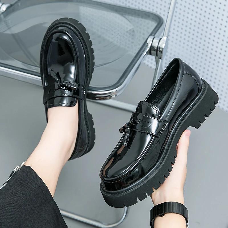 Round Toe Men Shoes Tassel Loafers Mens Party Business Loafers Thick Soled Men Dress Platform Shoes Comfortable Shoes for Men
