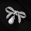 Atmospheric Bow Brooch, High-end Women's Unique Style Pearl Corsage, Small-scale Design-inspired Pin