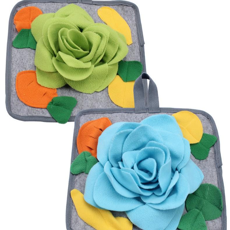 Pet Slow Feeder Mat - Interactive Feeding & Anxiety Relief for Rabbits