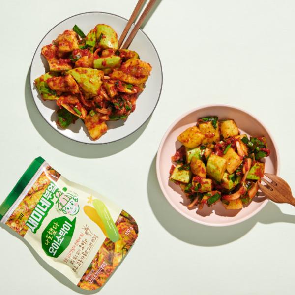 Saemi’s Kitchen Fresh Kimchi, Diced Radish Kimchi, Stuffed Cucumber Kimchi, Water Kimchi, Green Onion Kimchi,  Bossam Kimchi Seasoning (13 Options)