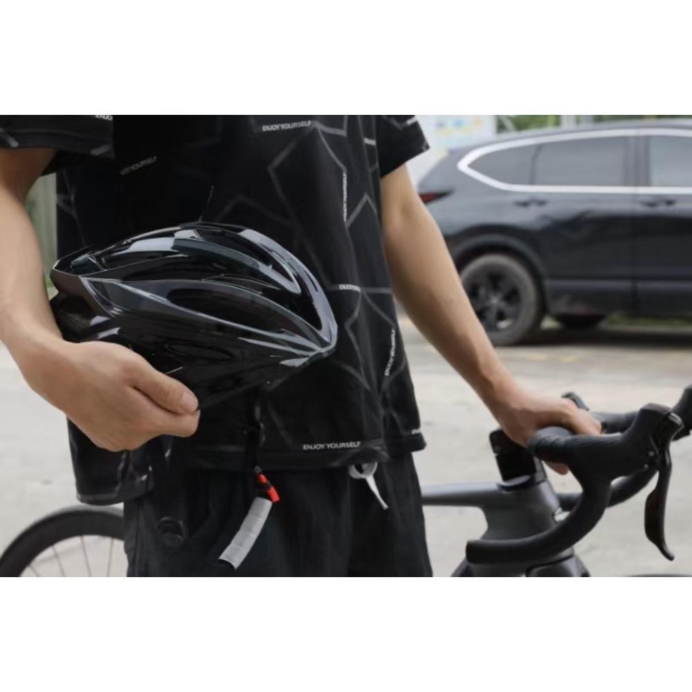 Bike riding helmet comfortable breathable mountain road bike men's and women's safety helmets integrated forming sport