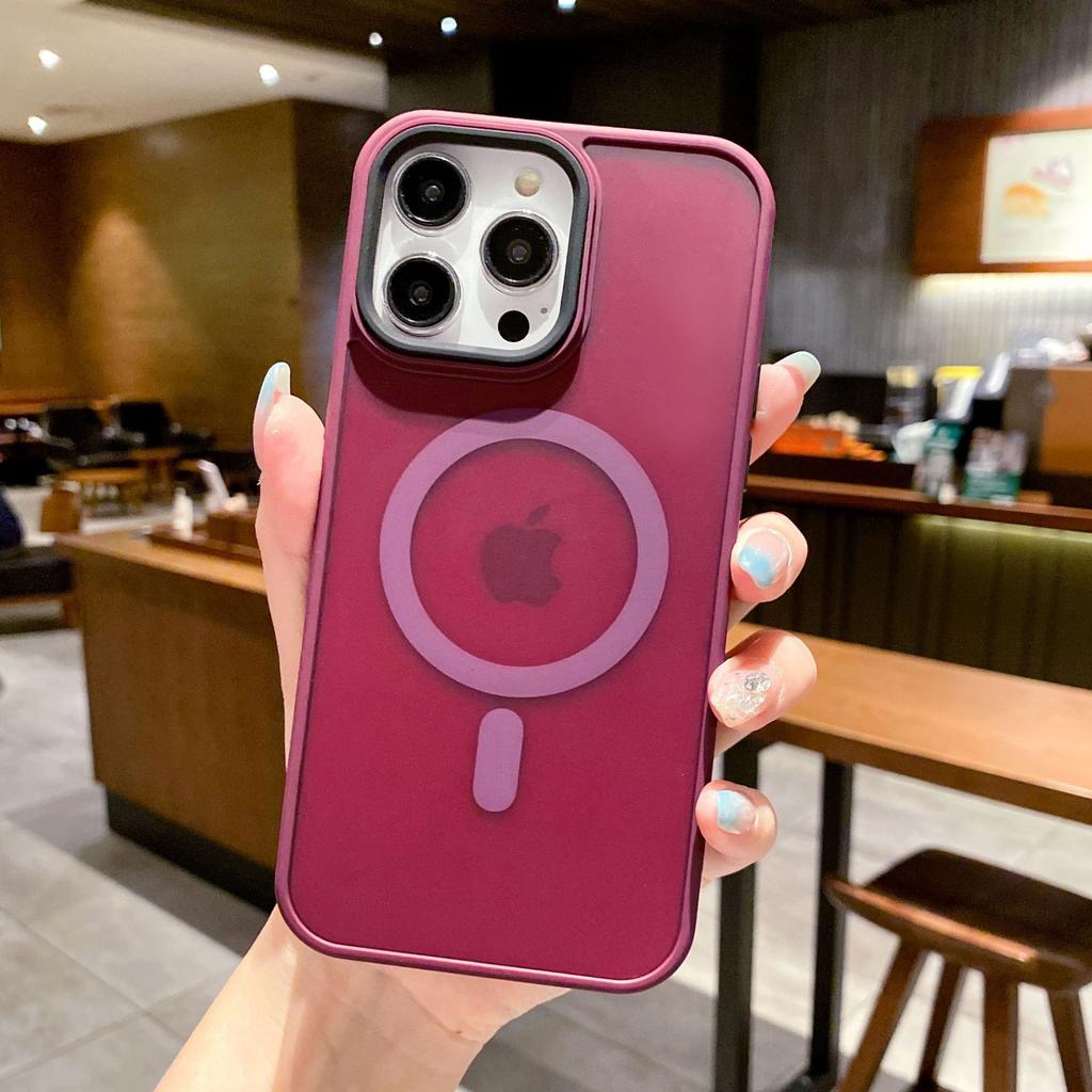 Applicable To IPhone17 Soft Color Magnetic Phone Case Skin Feeling Apple 16proMax Anti Fall 15 Anti Fingerprint Protection Case