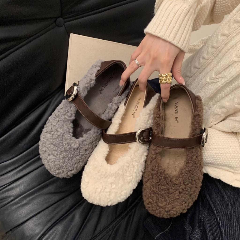 One-pedal Doudou Shoes Women's Winter 2025 New Lamb Wool Shoes Wear One-button Velvet Thermal Cotton Shoes
