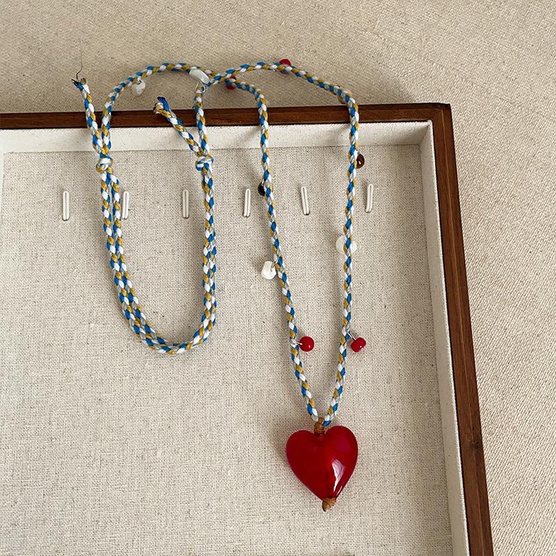 Handcrafted Red Resin Heart Bead Pendant Necklaces For Women Wide Mixed Color Adjustable Rope Sweater Chain Choker Wholesale