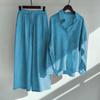 Completo estivo da donna in camicetta e pantaloni casual a due pezzi