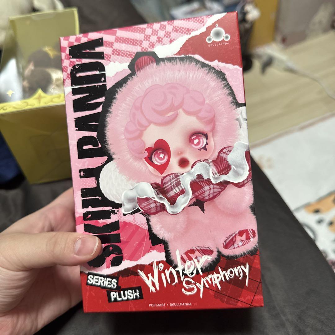 

[Б/У] Фигурка Skull Panda Зимняя Симфония