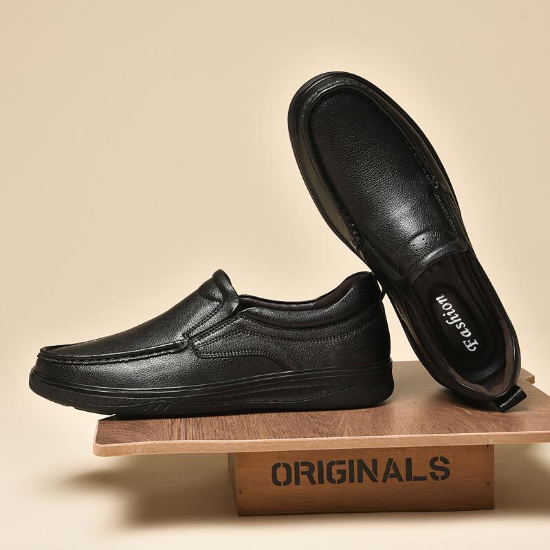 Moccasin Loafers Men Slip On Driving Shoes Soft Grained Uppers Elastic Gores Hand Stitched Apron 38-44