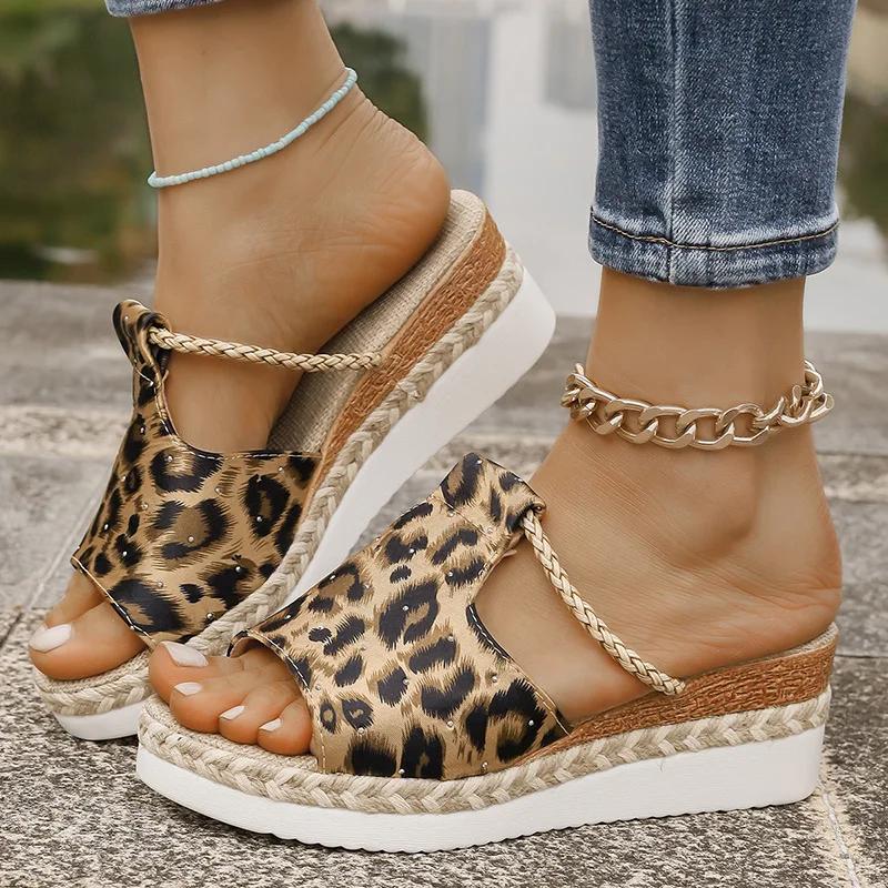 Fashion Leopard Print Wedge Slippers Women Summer Peep Toe Platform Sandals Woman Lightweight Non Slip Beach Sandles Plus Size
