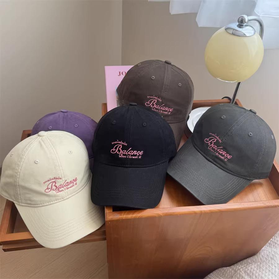 Fashion Hat big head circumference Korean version embroidered baseball cap women's spring summer new widened and deepened wide brim showing face small