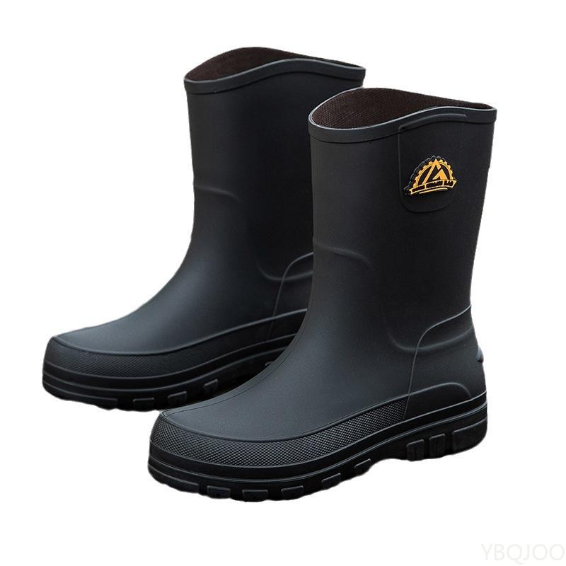 Oversized Four Seasons Fashion New One Piece Waterproof and Anti Slip Sole Men's Rain Boots Mid Tube Work Men's Rain Shoes