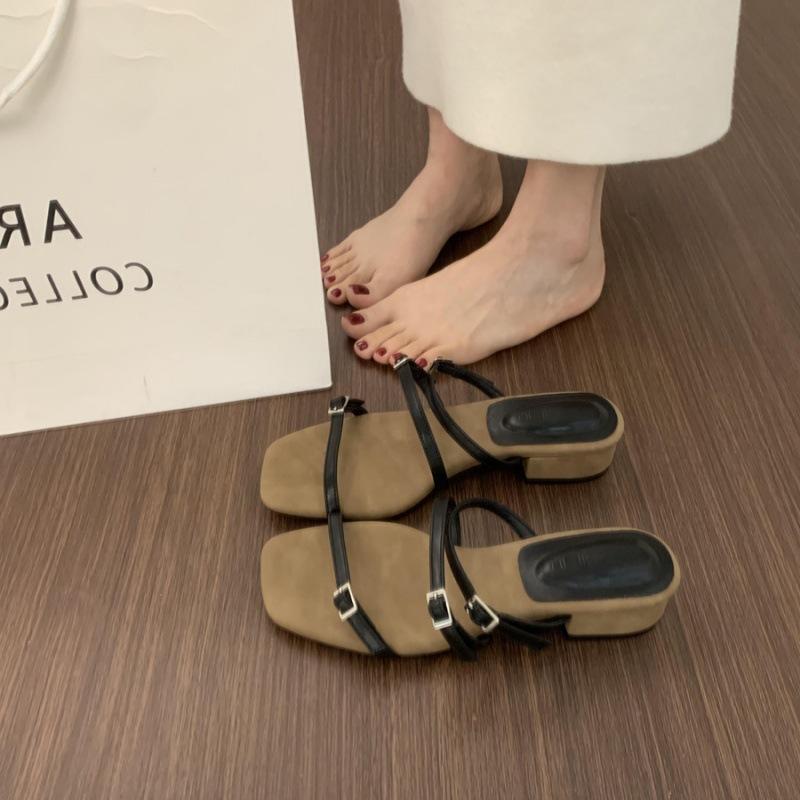 

Французский толстый каблук с юбкой, однословные шлепанцы с тонкими ремешками и открытым носком для женской летней носки, не утомляющие ноги, 3 см маленький высокий каблук, прохладные шлепанцы 35