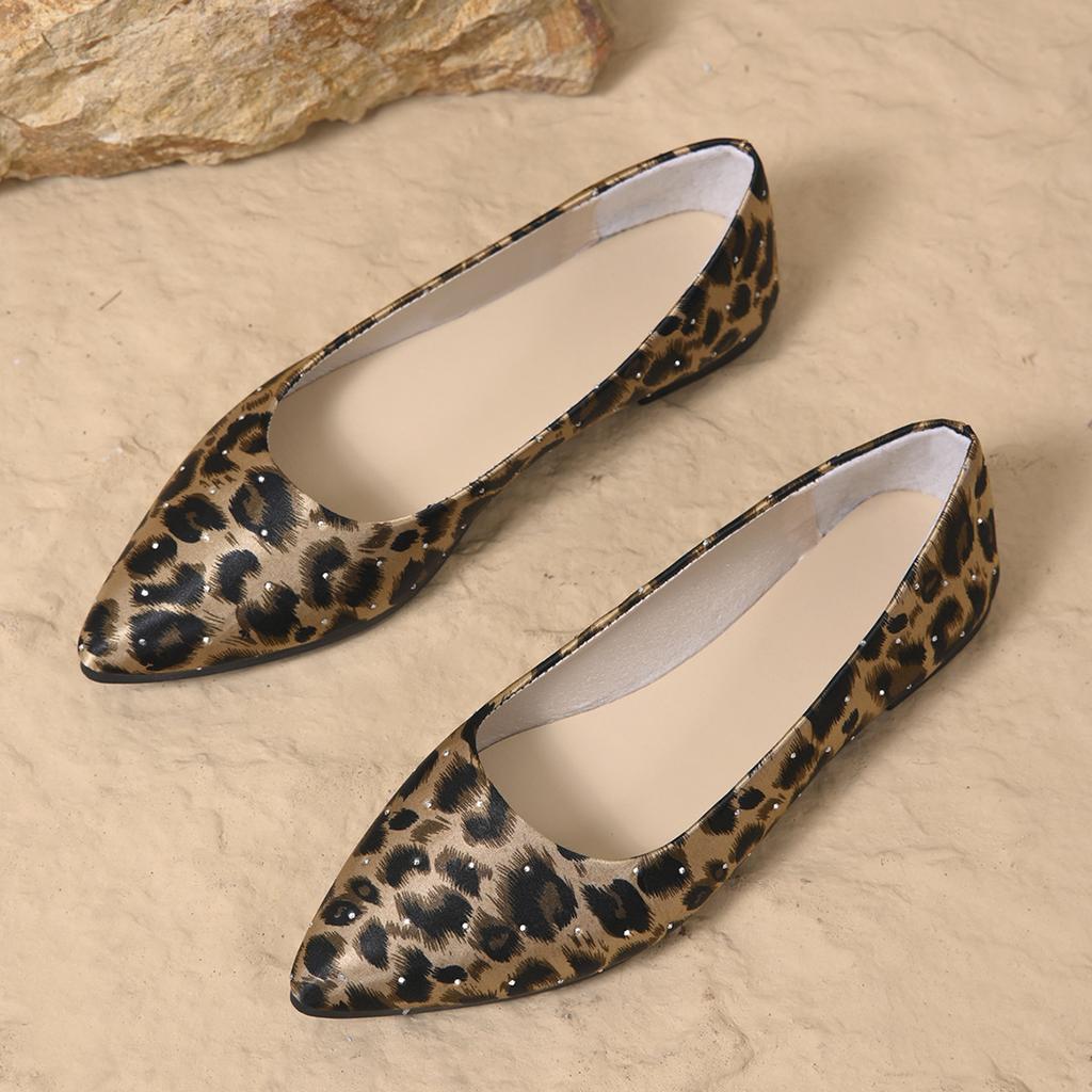 Fashion Leopard Shoes 2025 New Women Flats Woman Casual Shoes Pointe Toe Spring Summer Flat Fashion Ladies Shoes Slip-on Big Size