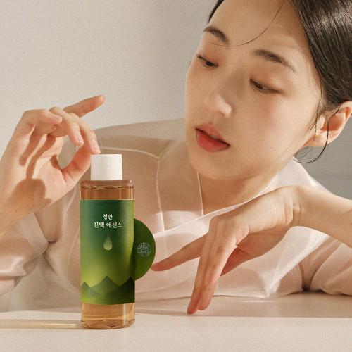 Chunbinusop Jeongango Jinak Essence 260ml