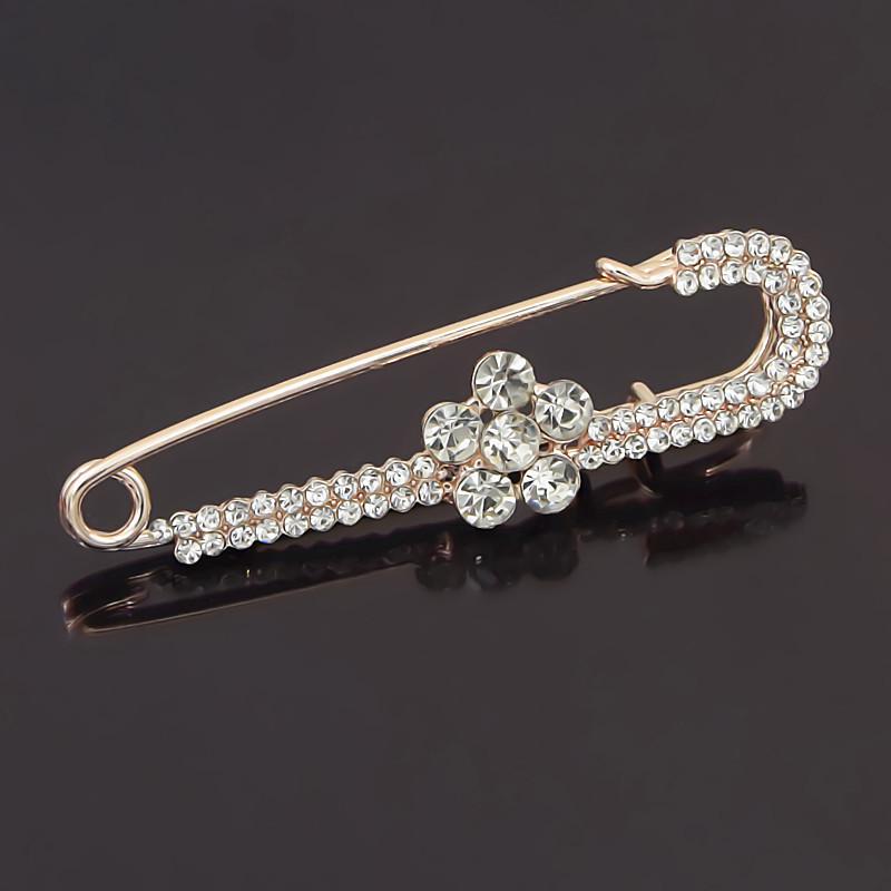 Korean Style Brooch: Versatile Jewelry for Cardigans, Sweaters, Lapel Pins, and Silk Scarves