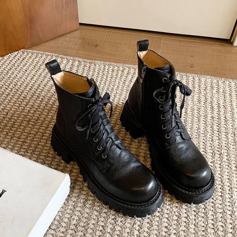 

Autumn and winter women s leather boots solid color leather large size women s boots side zipper thick-soled non-slip Martin boots cowhide low boots 40 чёрный