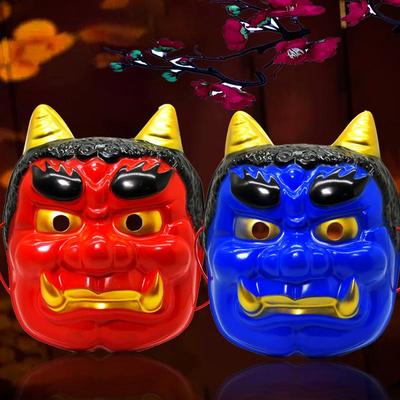Japońska maska Hannya do dramatu Noh Namiha: Dekoracja sklepu z tatuażami i restauracji sushi na Halloween