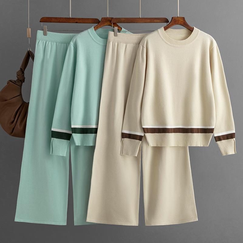 Autumn and Winter New Contrasting Color Knitted Wide-leg Pants with Loose and Thin Striped Knitted Two-piece Suit for Women