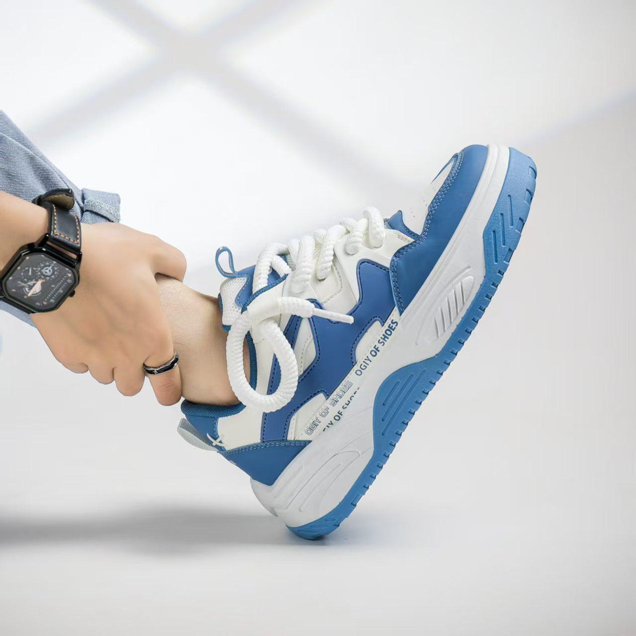 

Весенняя новая мужская обувь, трендовая нишевая повседневная обувь, удобная и универсальная студенческая спортивная обувь, мягкая подошва, хлебные туфли 40