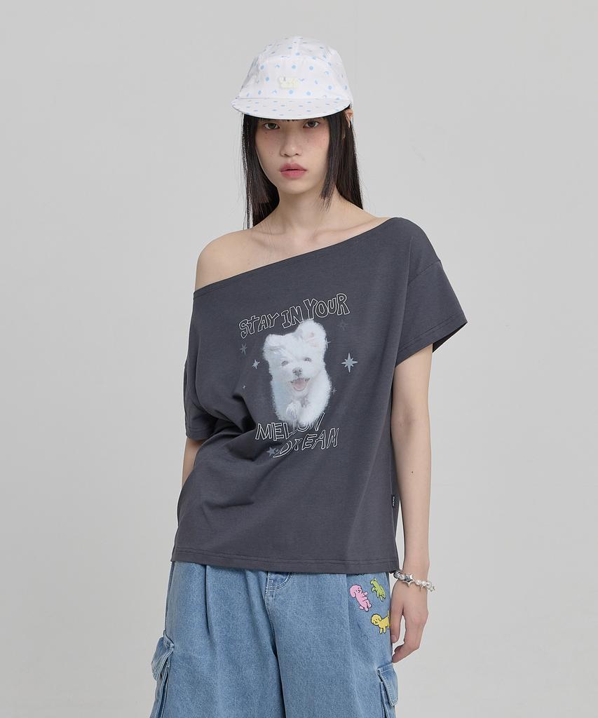 WAIKEI Mellow Dream Cloud Off-Shoulder Short-Sleeve T-Shirt Charcoal