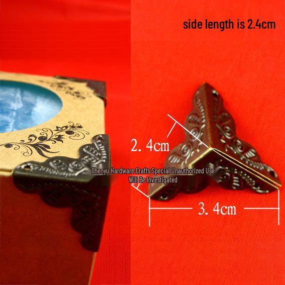 C072 Antique Iron Three-Sided Corner Protector for Wooden Wine Boxes