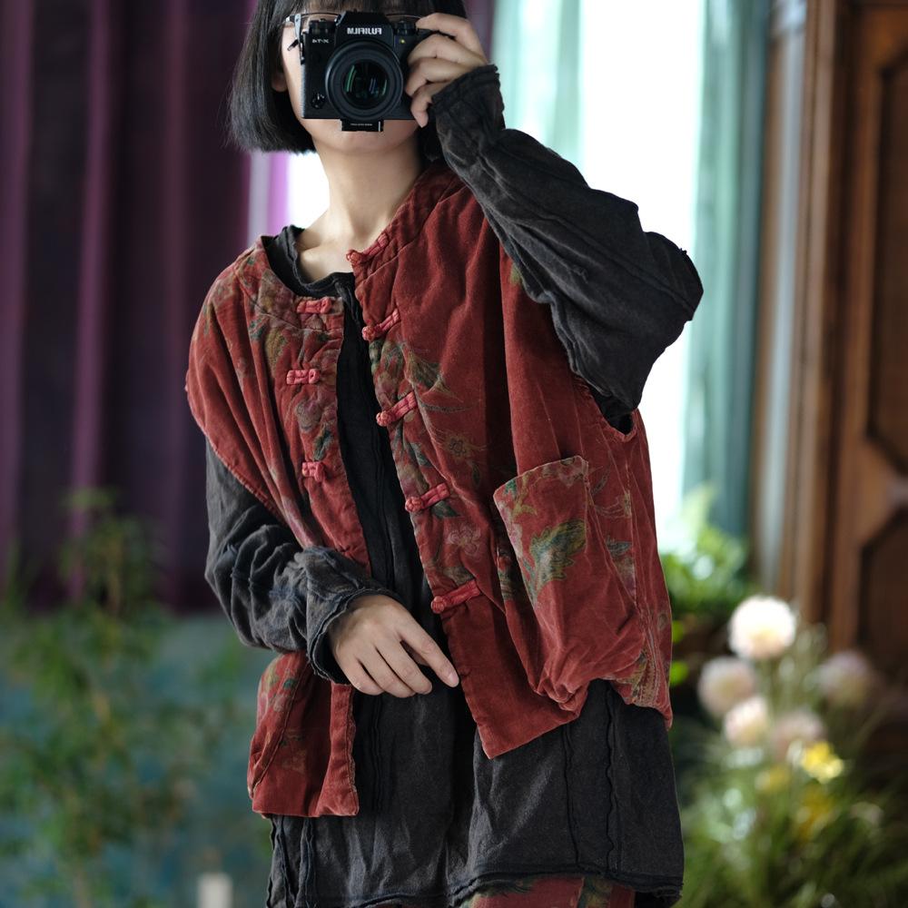 

Johnature Женские пальто с круглым вырезом без рукавов с цветочным принтом осенние на пуговицах с карманами женские китайские пальто One Size красный