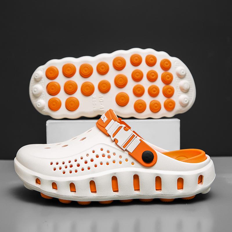 New Men Sandals Outdoor Soft Thick Sole Slides Breathable Sandals Non-Slip Garden Clogs Lightweight Summer Beach Slippers