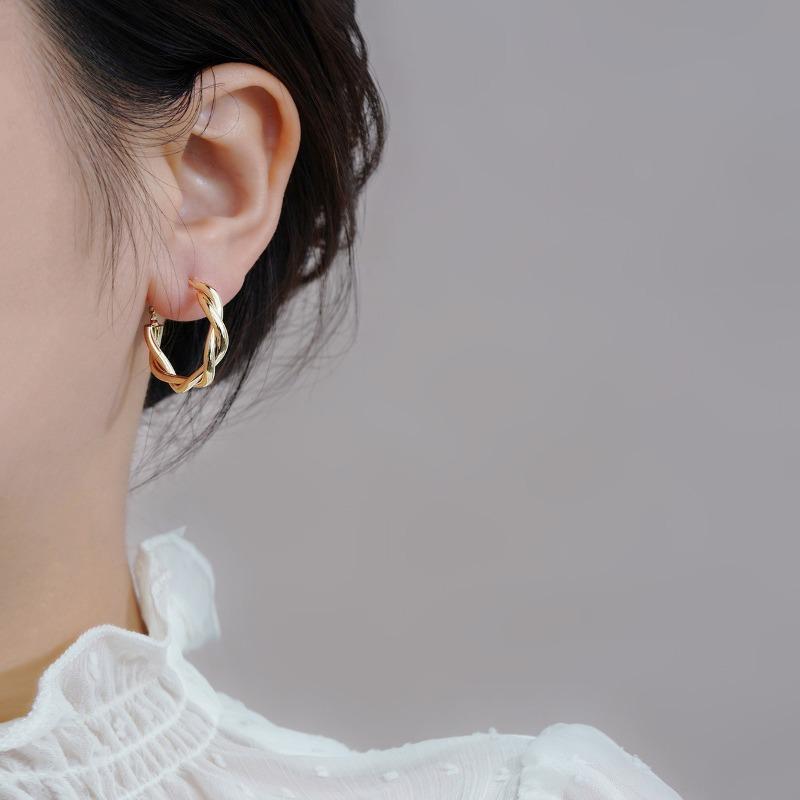 Women Fashion Geometric C Shaped Circle Hoop Earrings Minimalist Jewelry
