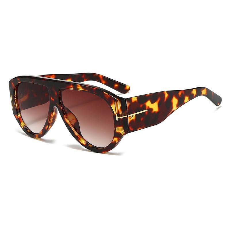 European and American retro large-frame pilot sunglasses for women ins fashionable, simple and versatile, showing a small square face, sunglasses f