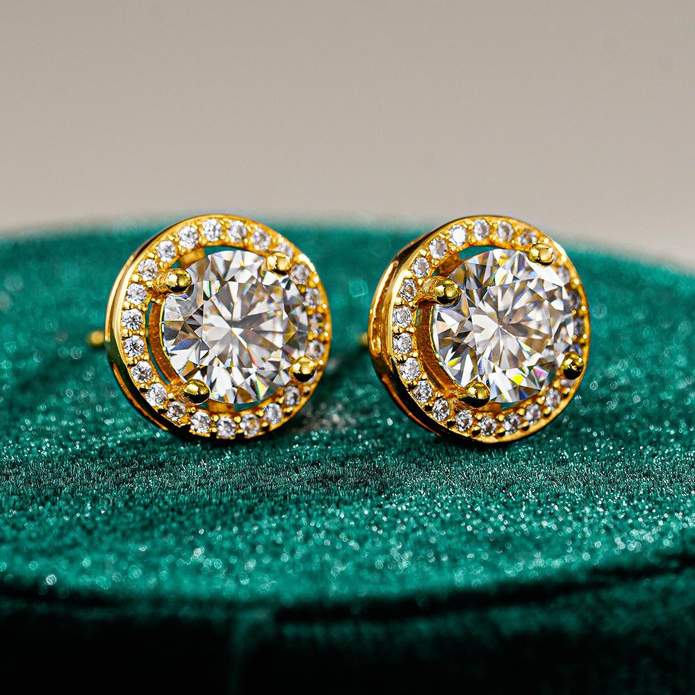 Boucles d'oreilles Puces Halo en Argent Sterling 925 Plaqué Or 18 Carats avec Moissanite VVS1 Couleur D | Bijoux Fins Scintillants de Luxe pour Femmes