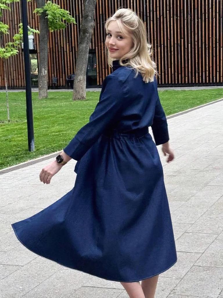 Seven-Sleeve Stretch Denim Maxi Dress with Stand-Up Collar and Hidden Buttons - Autumn 2025 Women's Wear
