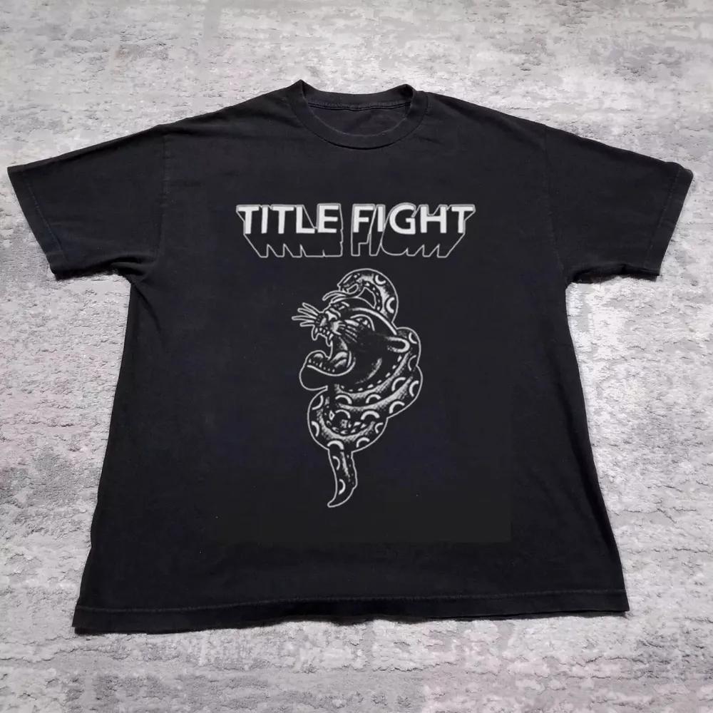 Unisex Short Sleeve Crew Neck Cotton T Shirt Title Fight Band L