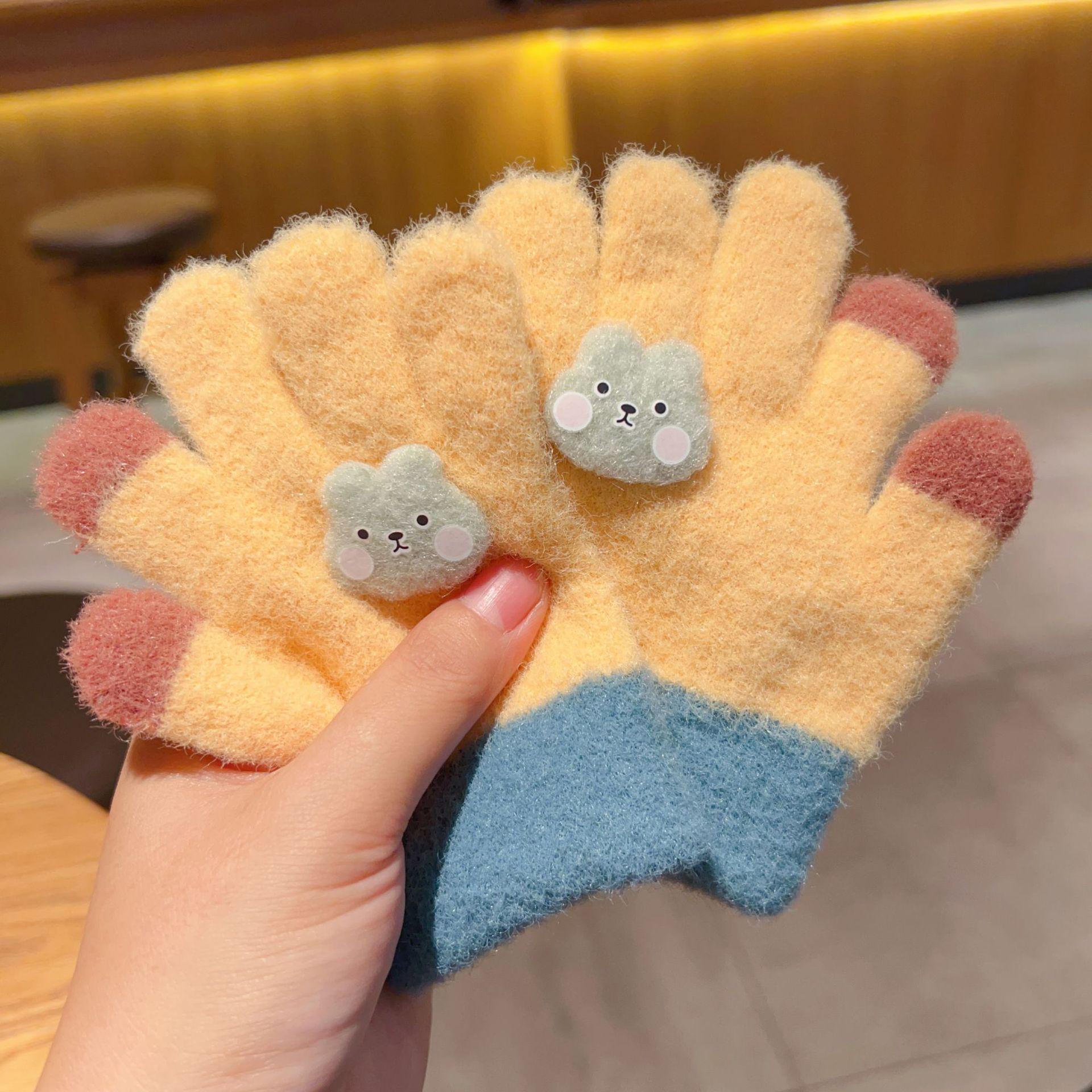 

Warm Cartoon Rabbit Gloves for Toddlers 1-3 Years – Autumn/Winter Cold Protection