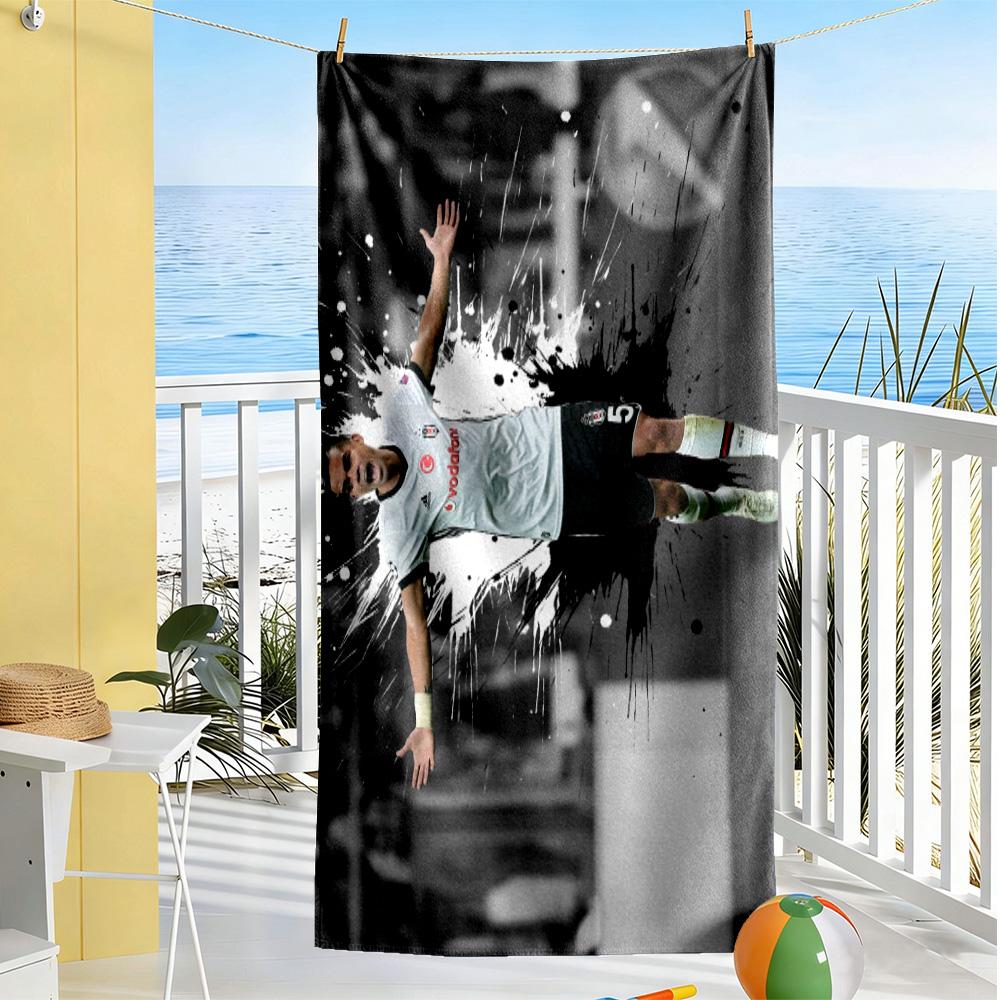 Victory Celebration Moment Beach Towel Quick-Dry Soft Microfiber Comfortable Lightweight