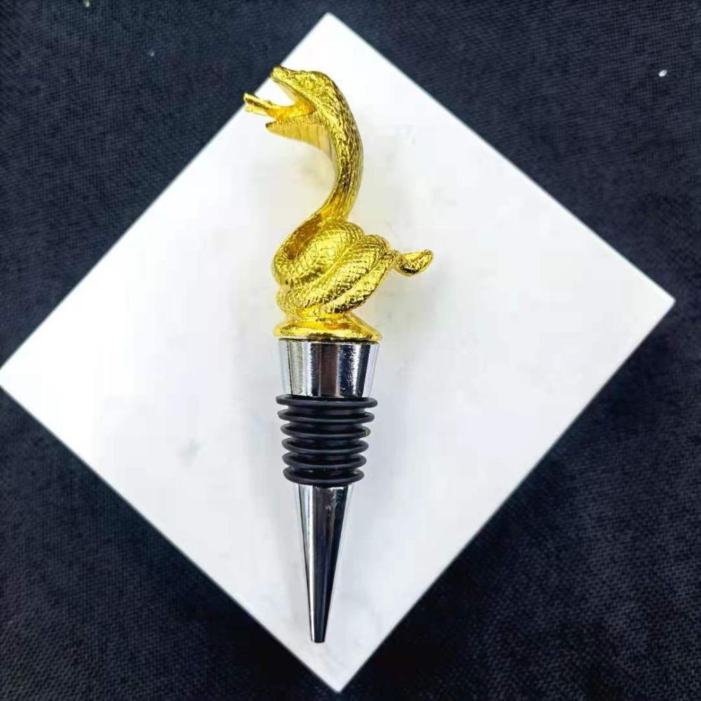 Zinc Alloy Wine Pourer Ornament Wine Aerators Unique Snake Bottle Stoppers  for Kitchen Accessories