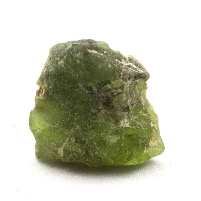 Pierres et Minéraux. Peridot. 12.29 ct. Skardu District, Baltistan, Pakistan.