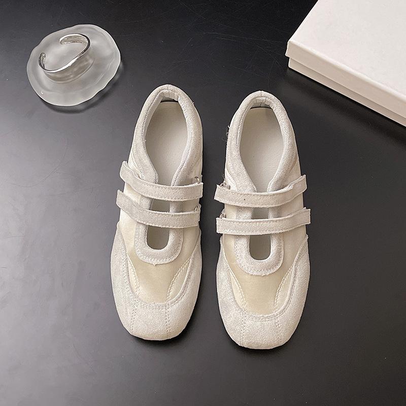 Korean flat-soled retro ballet shoes for women's 2025 spring new casual Mary Jane shoes functional Velcro single shoes