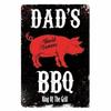 Panneau Barbecue des Pères de Jardin Roi du Grill Vintage Plaque Métallique Boîte de Conserve Bar Pub Décoration de Jardin Plaque Murale BBQ de Papa Chillin&Grillin Plaque Rétro