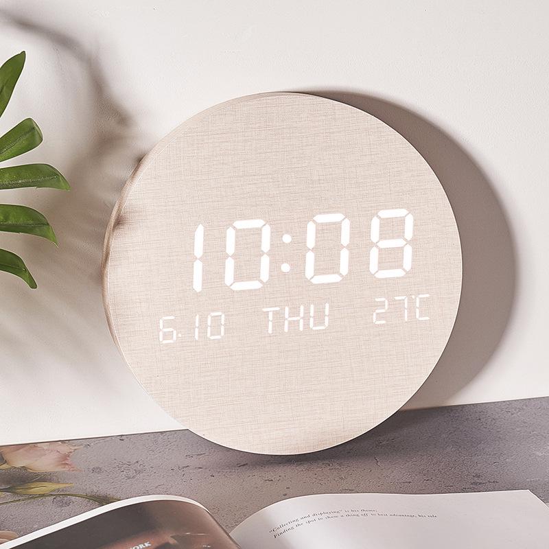 LED-Wanduhr im nordischen Stil: Leises, Kreatives Design für Wohnzimmer oder Schlafzimmer, Modell S201.