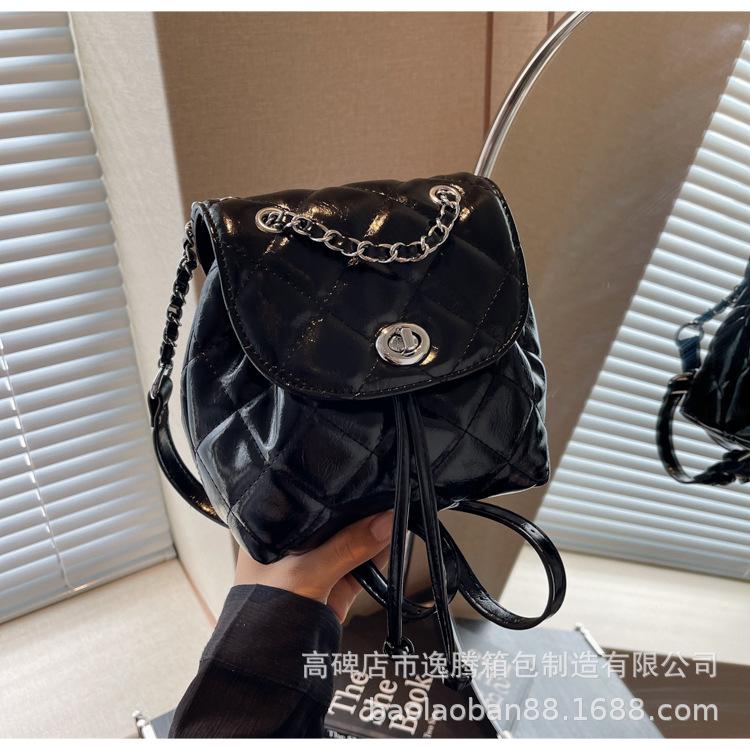 

Рюкзак женский 2024 осень новая мода ромбовидная цепочка через плечо маленький рюкзак для путешествий на выход школьная сумка чёрный