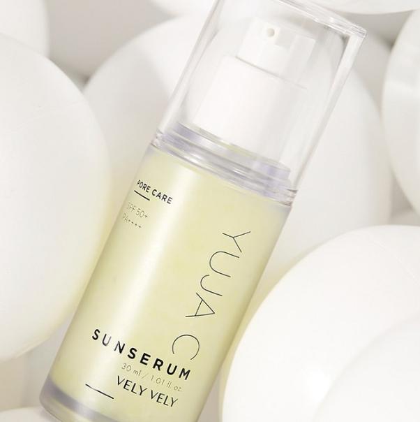 Siero Solare Yuja Ricco di Vitamine per Illuminare e Protezione UV Potente