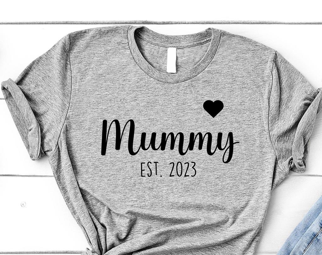 New Mummy T-Shirt: Personalised Mum to Be Gift