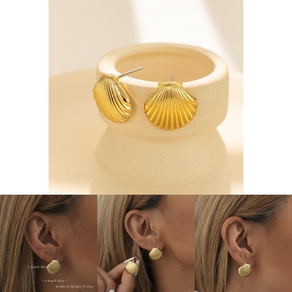Fashionable Shell Gold Earrings For Women Simple And Design Elegant