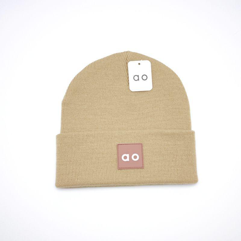 Warm Knitted Hat Unisex Outdoor Sports Winter Cap Fashionable All-Season Knitwear Versatile Autumn Winter Thermal Wool Cap