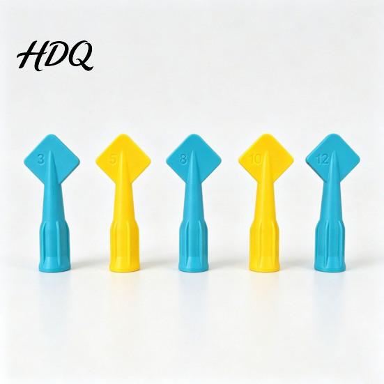 Flexible Plastic Caulking Tip 5Pcs Caulk Tools Tips Set with Nozzle Adapter Window Door Gap Filler Tool Applicator Reusable Nozzles for Finishing